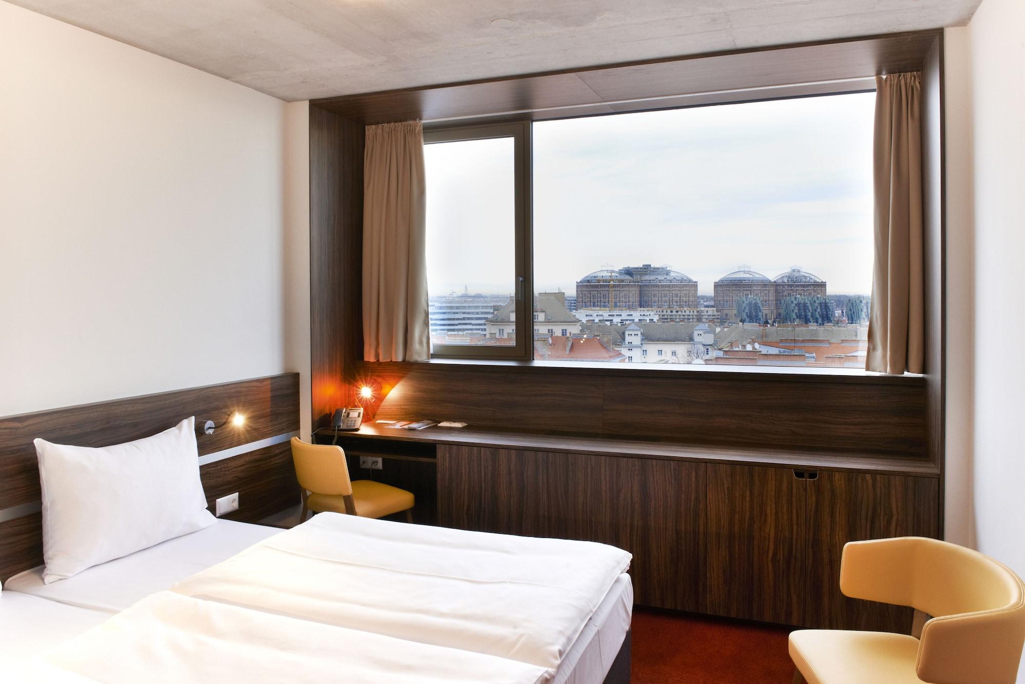 Simm'S Hotel - Cityhotel Next To Metro U3 Vienna Room photo
